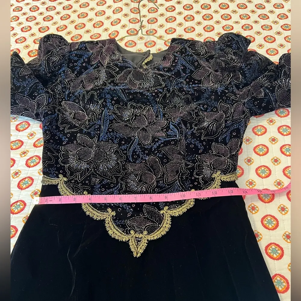 EUC Vintage 90s Scott McClintock Velvet Floral Black Gold Maxi Dress Size Small - Image 7
