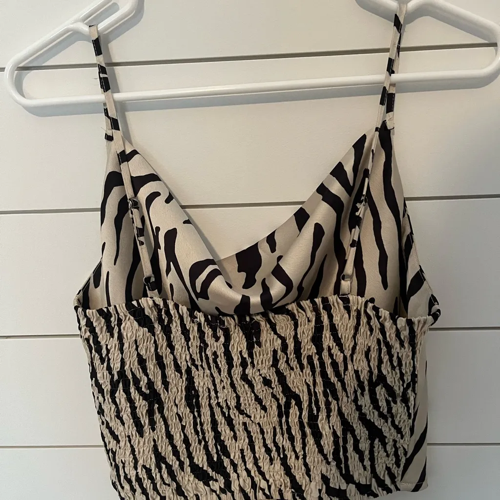 Dress Forum Black and Cream Zebra Print Cropped Camisole - Image 3