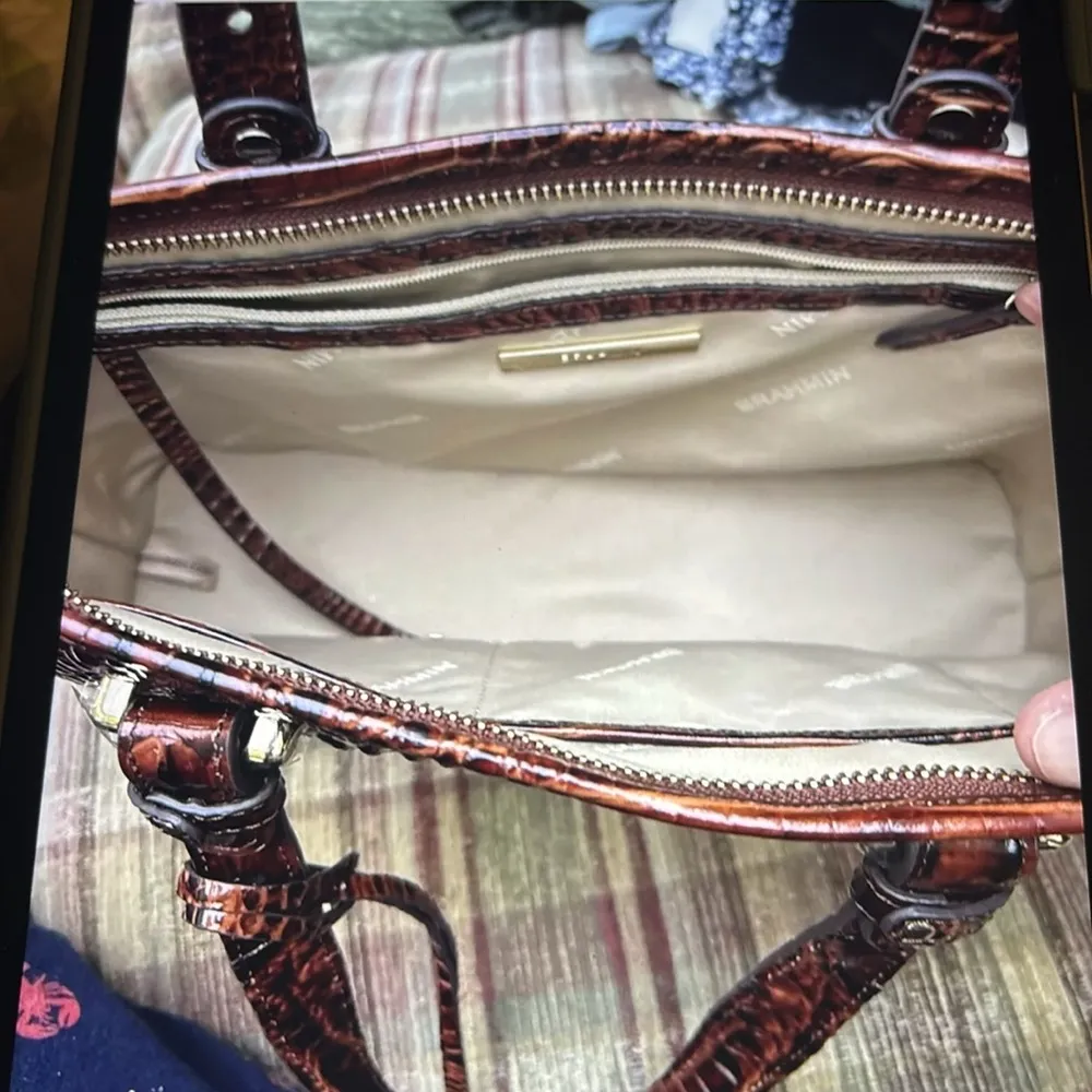 Brahmin purse beautiful - Image 3