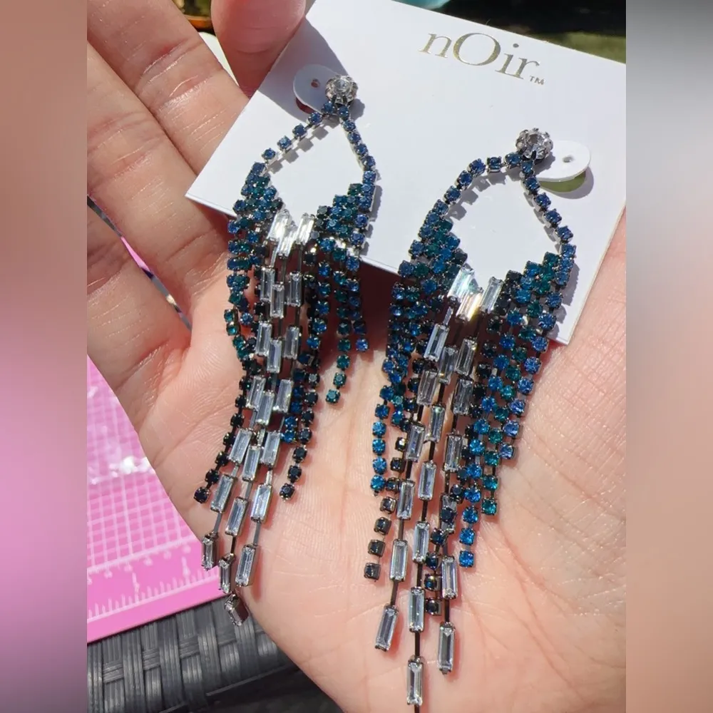 Noir crystal beads tassels white 4 blue colors black tone NICKEL FREE earrings - Image 2