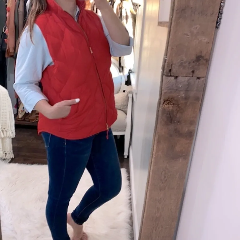 J CREW red quilted puffer vest size XLarge - Image 3