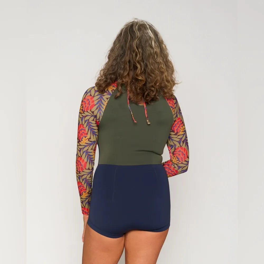 SEEA Dara Surf Suit in Genoa Colorblock Floral UPF 30+ Size XS NWT Blue - Image 4