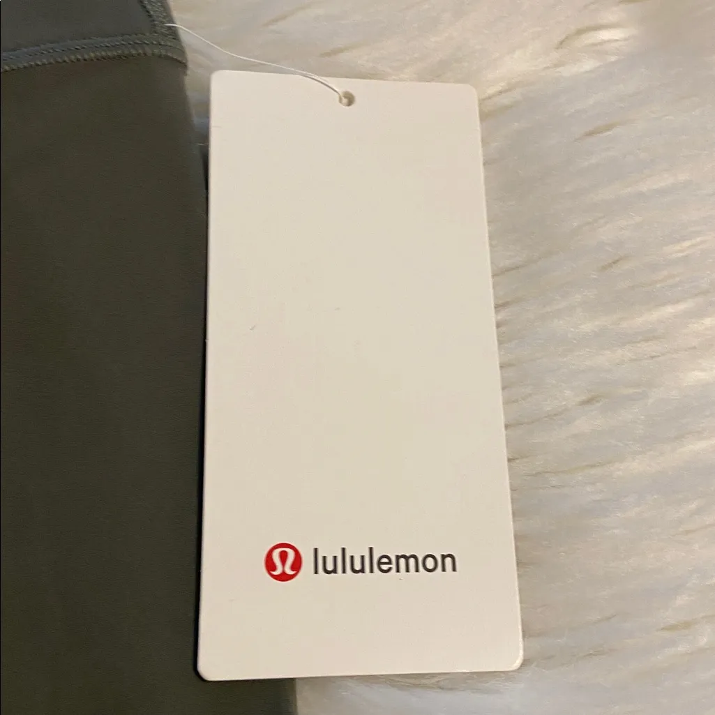 Lululemon Green Leggings Align Crop 23” brand new with tag - Image 11