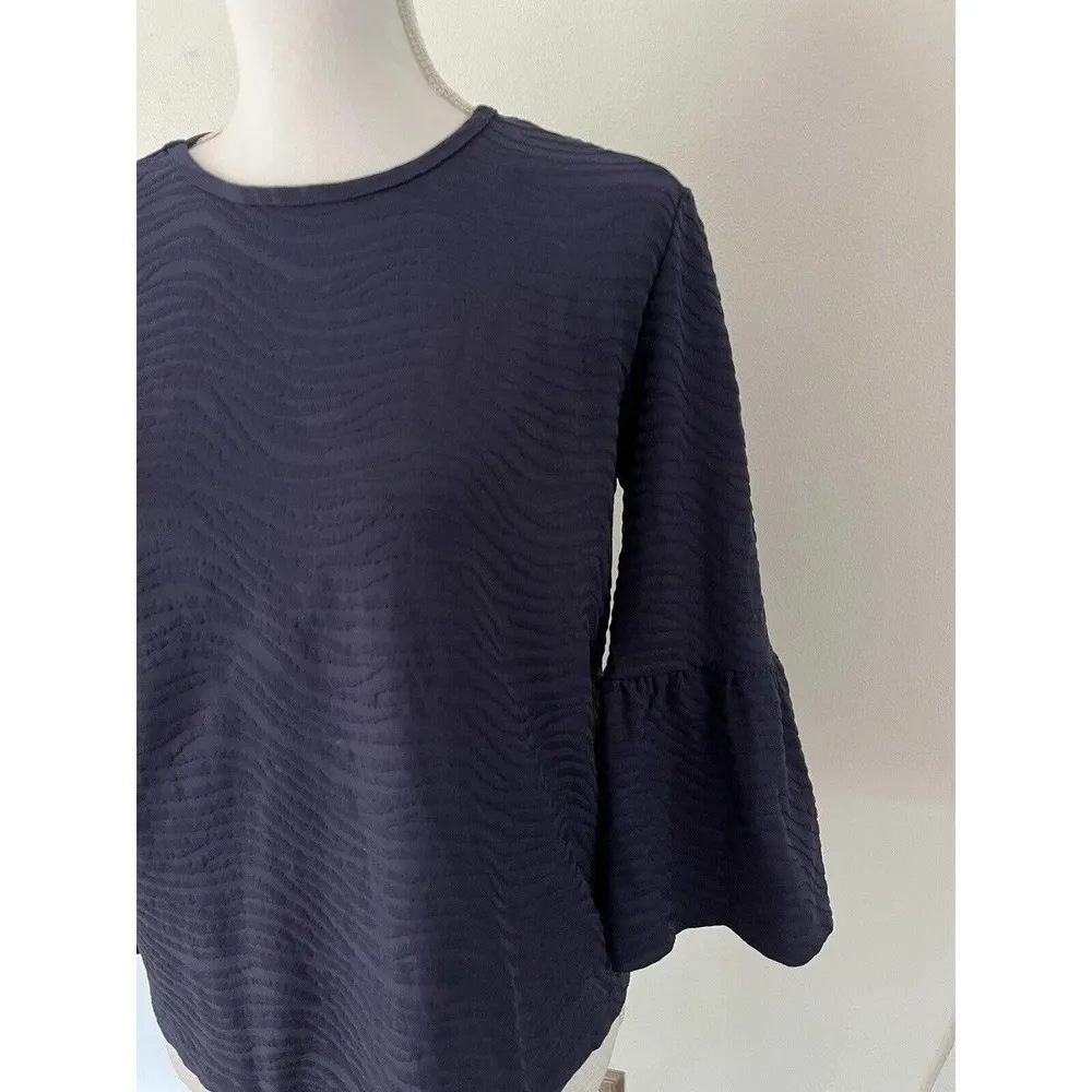 J. Mclaughlin Navy Blue Textured Bell Sleeve Stretchy Pullover Blouse Sizd Small - Image 4