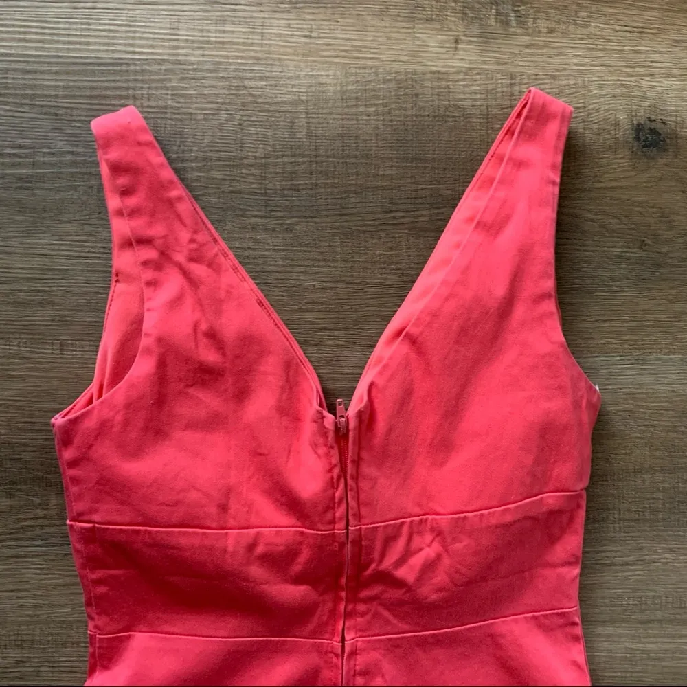 B. Smart  Hot Pink Sleeveless Bodycon VNeck Dress Size 4 - Image 5