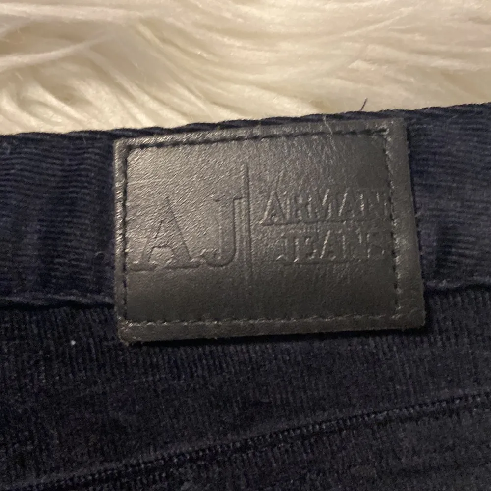 Armani Jeans size 31 made in Italy navy color very soft - Image 6