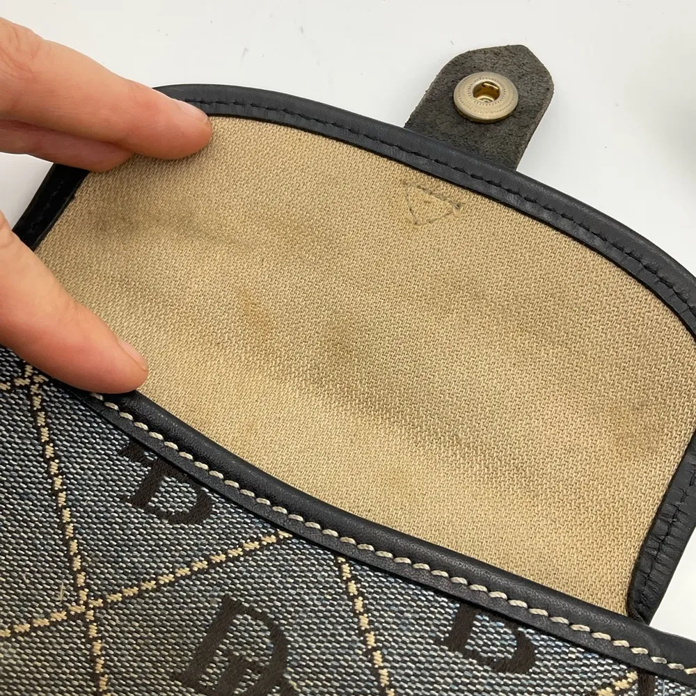 DOONEY AND BOURKE WRISTLET POUCH - Image 4