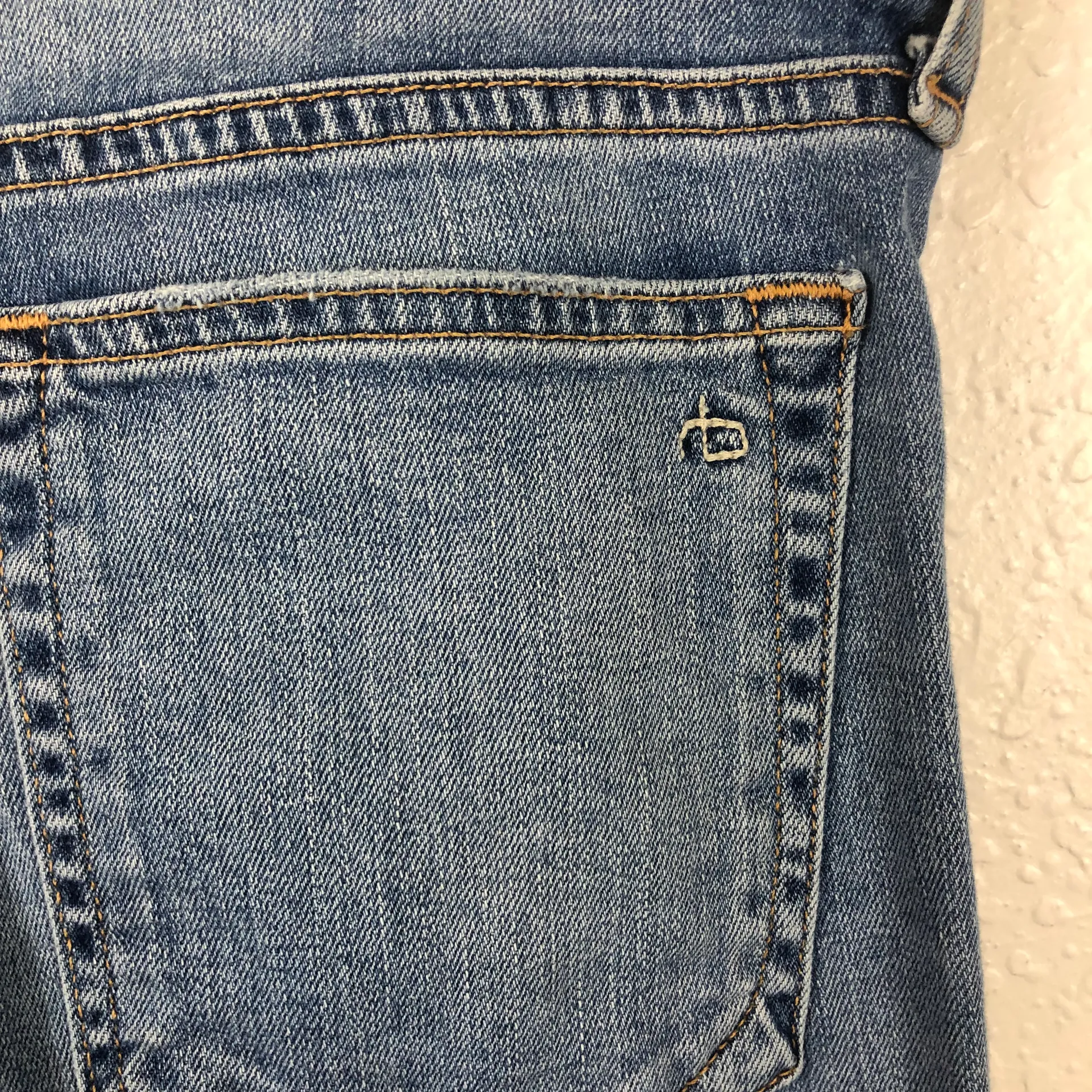 Rag and Bone Distressed Dre Capri Cropped Jean - Image 10