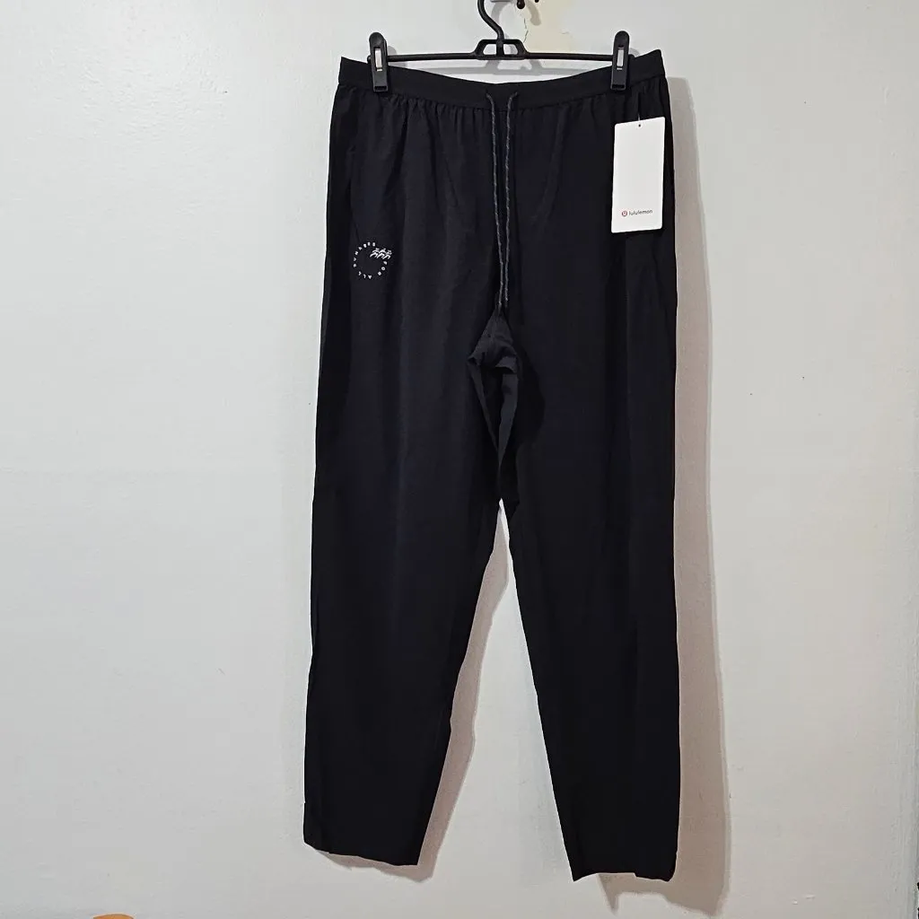 Lululemon Mile Maker Run Crew Graphic HR Track Pant - Black - Size L - LW5GVQS - Image 2