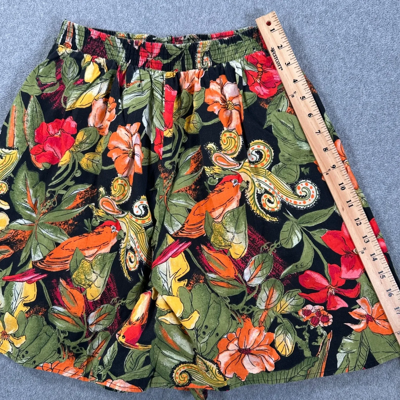 Vintage Connections Tropical Bird High Rise Shorts Women's Large 16/18 Elastic Black - Image 3