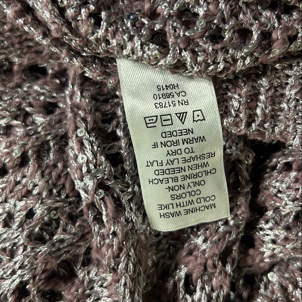 Maurices V-neck Open Knit Sweater Size Large - Image 5