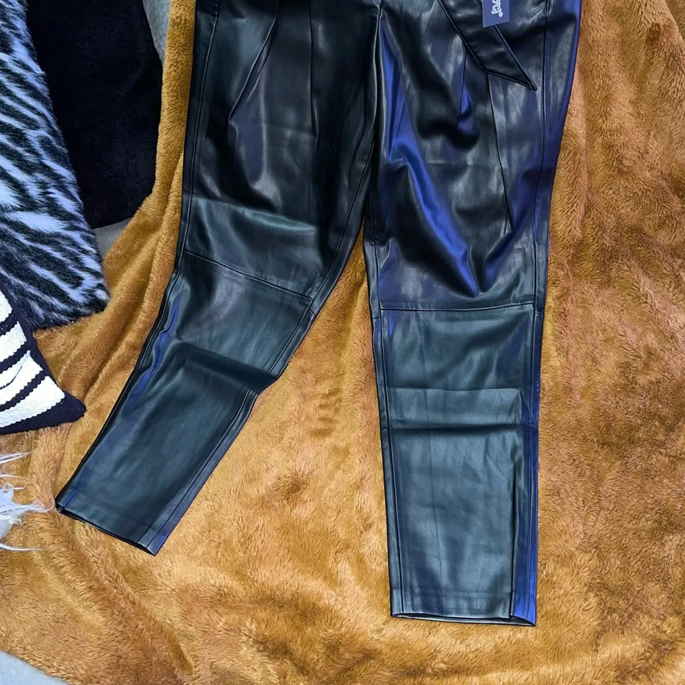 BLANKNYC Paperpag Waist Vegan Leather Pant in Obsidian in Black - Image 4