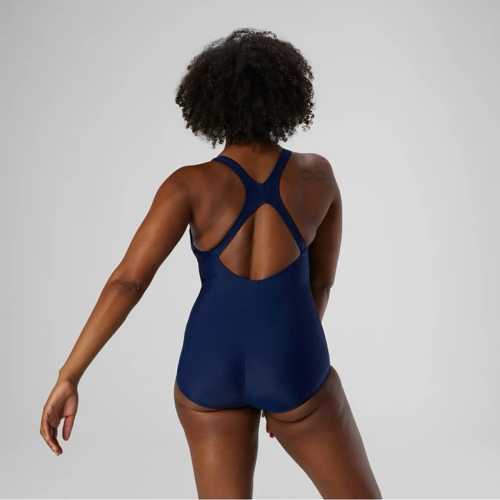 Speedo Women's Swimsuit One Piece Navy Sz 8  Conservative Ultraback One Piece - Image 2