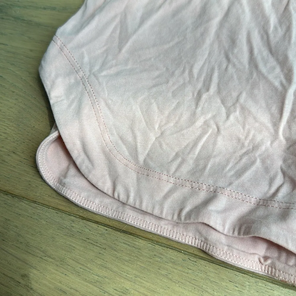 lululemon athletic t shirt size 4 - Image 2