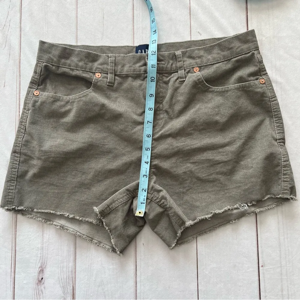Gap Women’s Corduroy Frayed Pocket Shorts Green Size 10 - Image 5