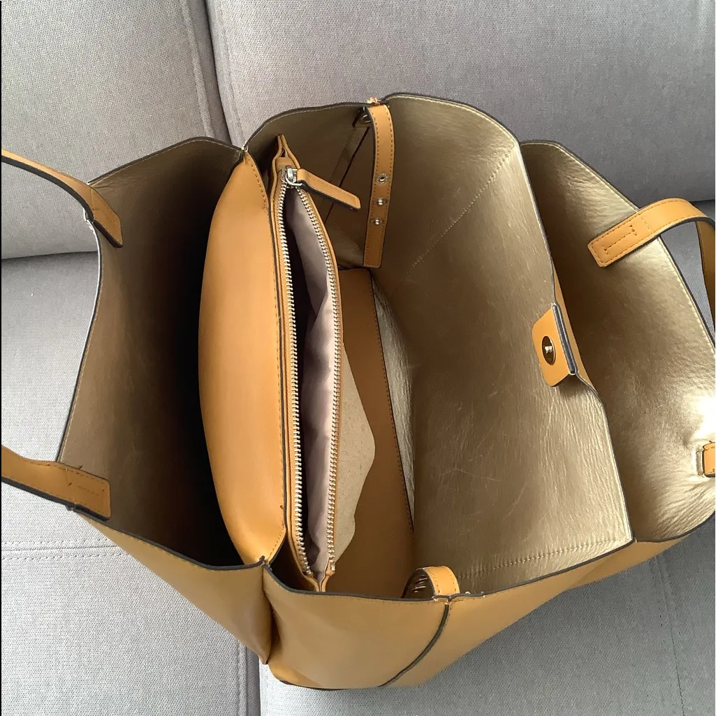 NINE WEST tote - SUPER SPACIOUS🧡🧡🧡 - Image 5