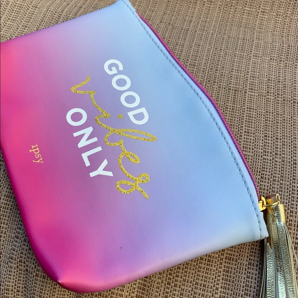 ⭐️NEW⭐️ “GOOD VIBES ONLY” Cosmetic Bag Size 00 - Image 9
