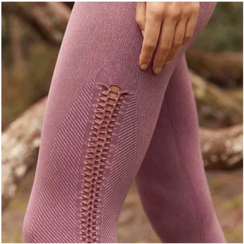 Offline by Aerie Women’s High Rise 7/8 Legging Size Small - Image 2