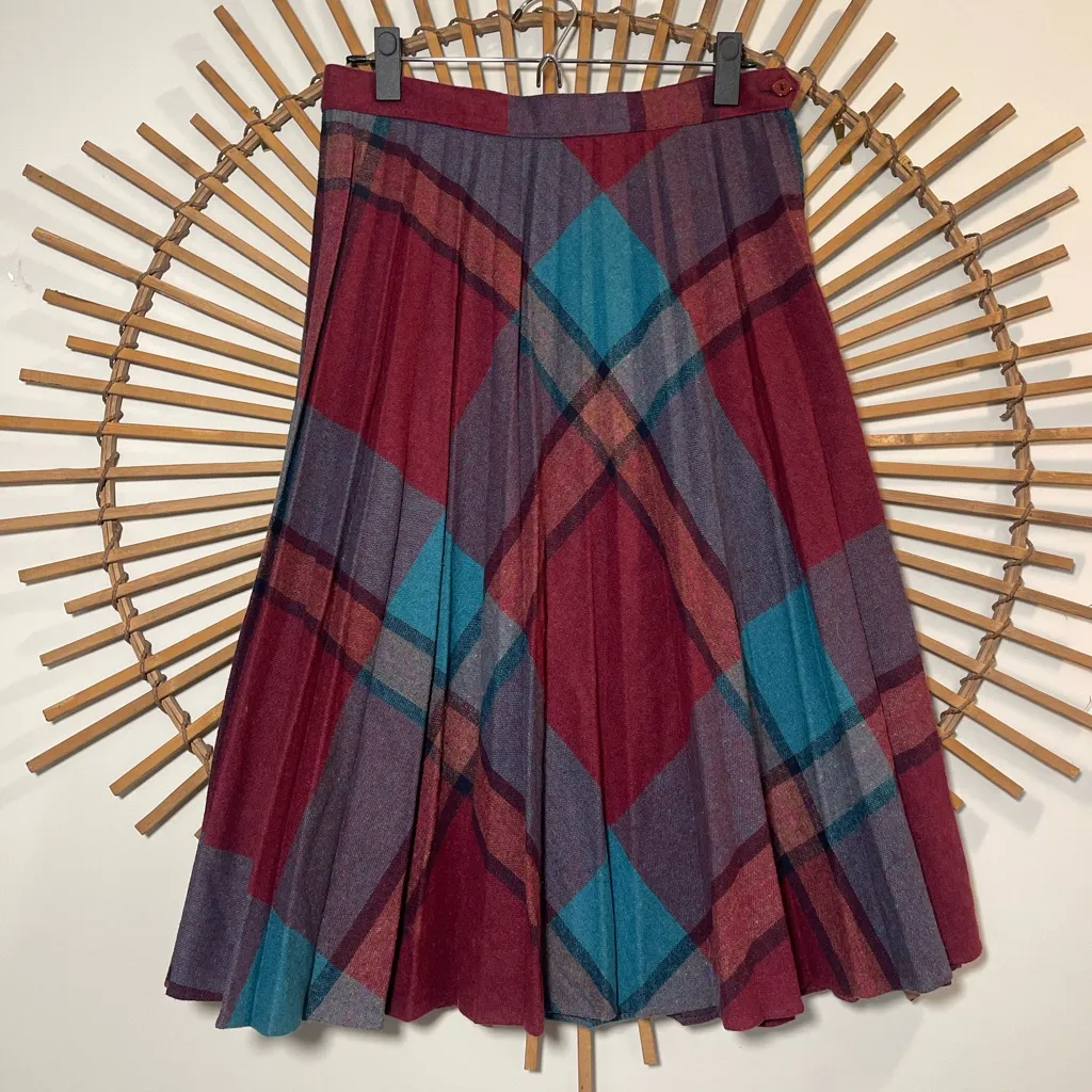 VTG Plaid Pleated Wool Skirt Midi Skirt Red Multi 60’s - Image 2