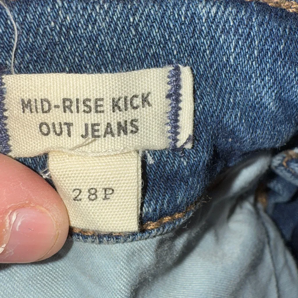 Madewell  Women’s Sz 28 Petite Kick Out Crop Jeans / Style NR929 - Image 4