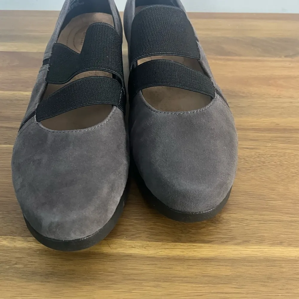 Clarks Artisan Daelyn Villa Grey Suede Mary Jane size 10 W - Image 7
