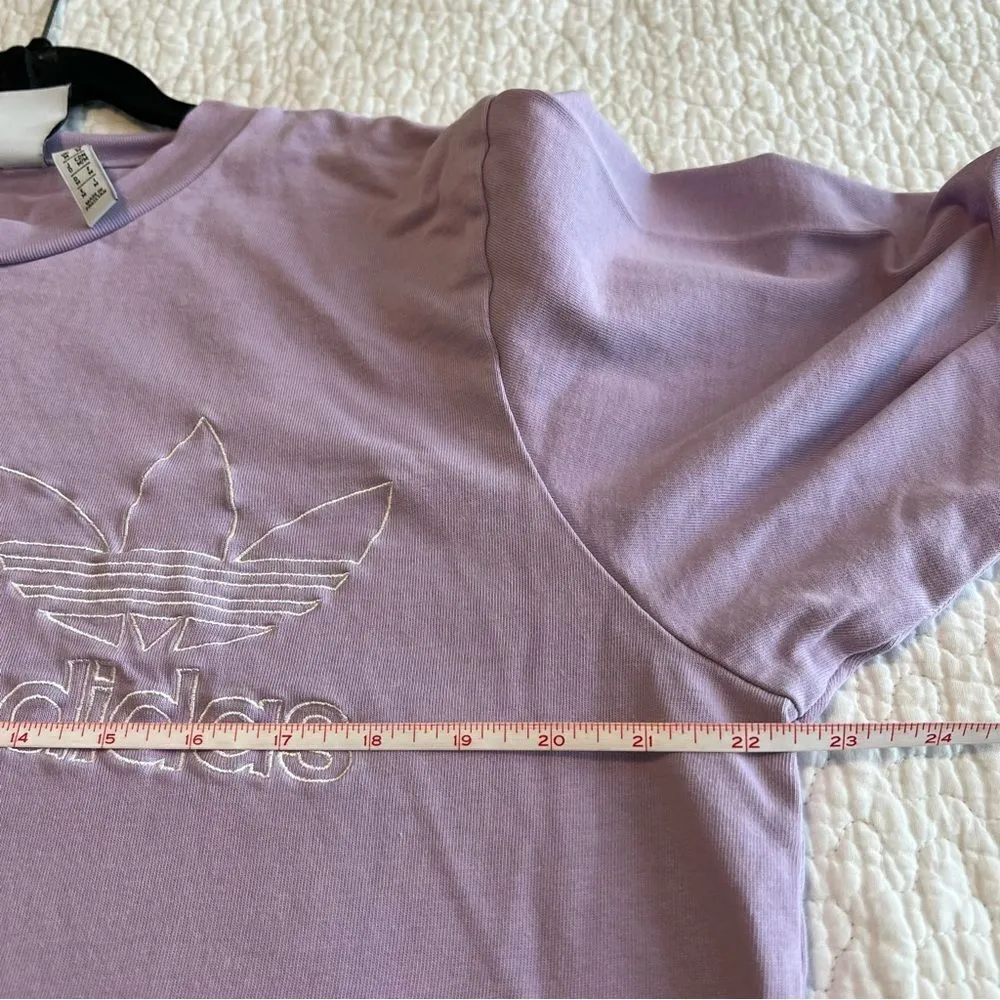 ✨ Adidas Light Purple Embroidered Shirt Medium - Image 8