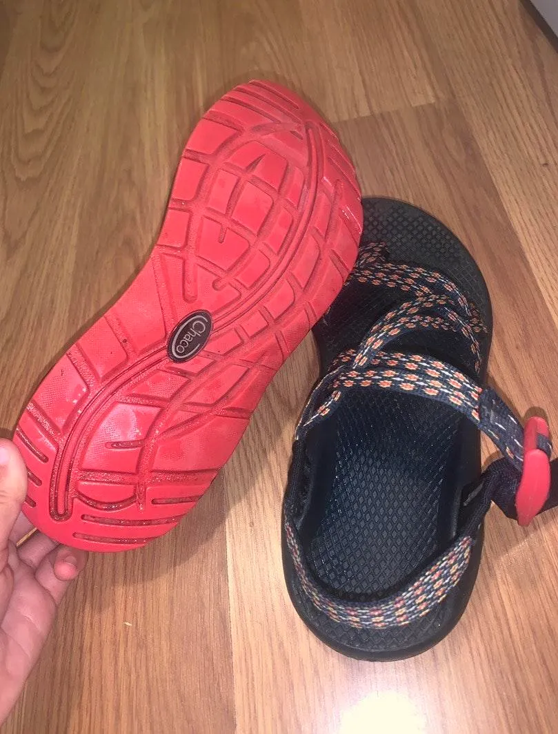 Chacos  - Image 3