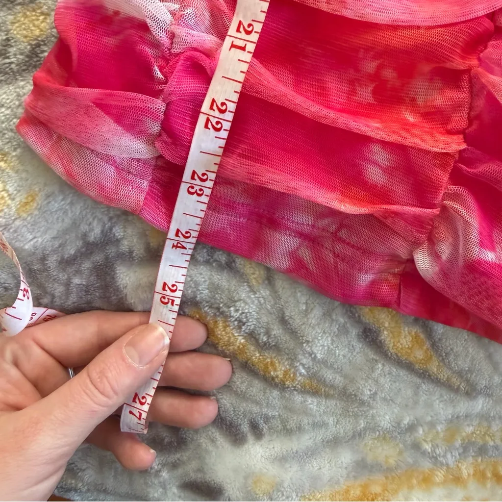 Superdown Ivanna ruched strapless mini dress 
Pink and white tie dye 
Size small - Image 2