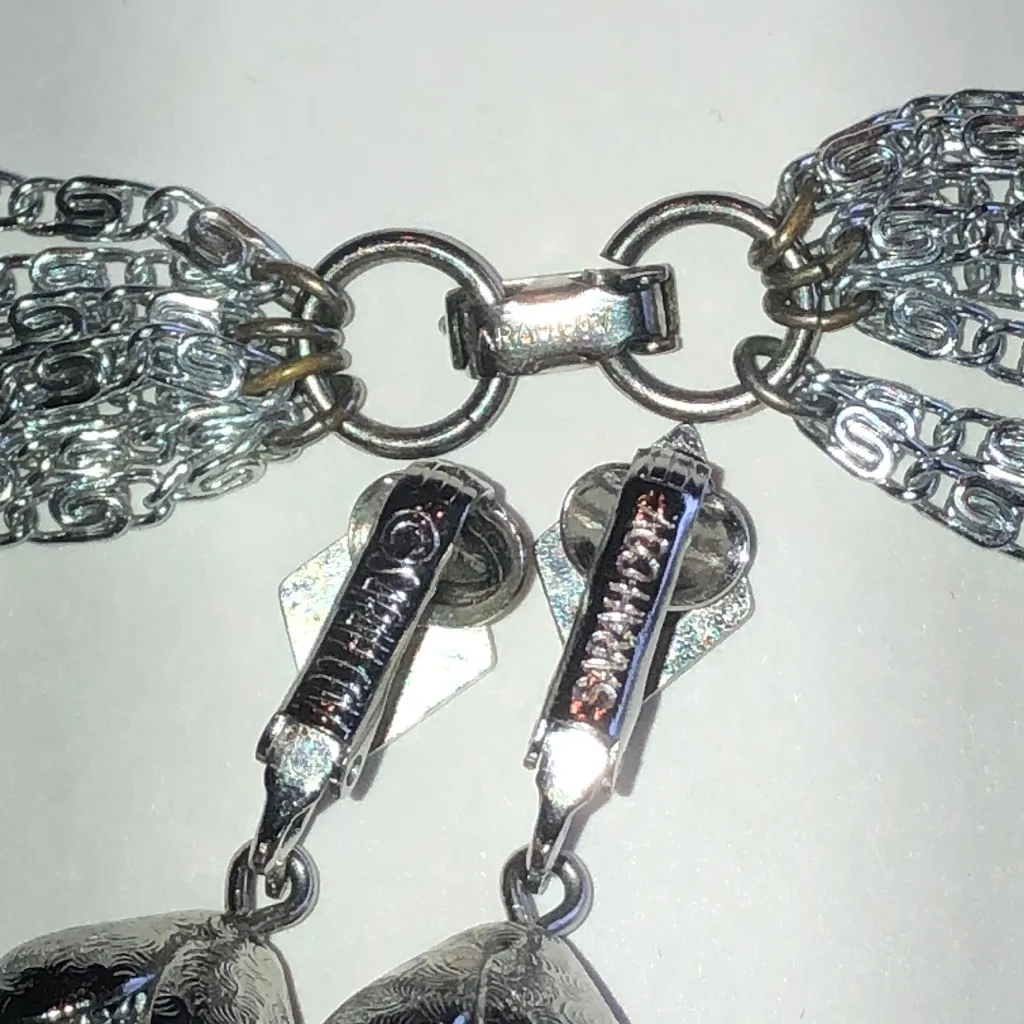 Sarah Coventry Elegant Vintage Silver Tone Necklace Earrings Jewelry Set - Image 6