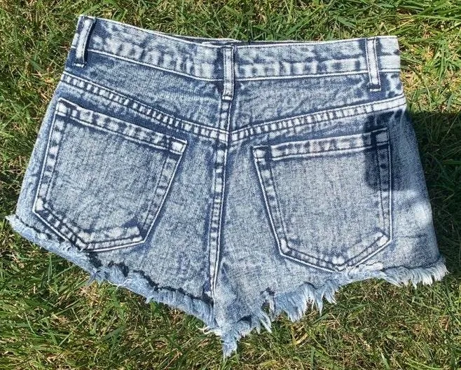 Forever 21 Jean shorts - Image 3