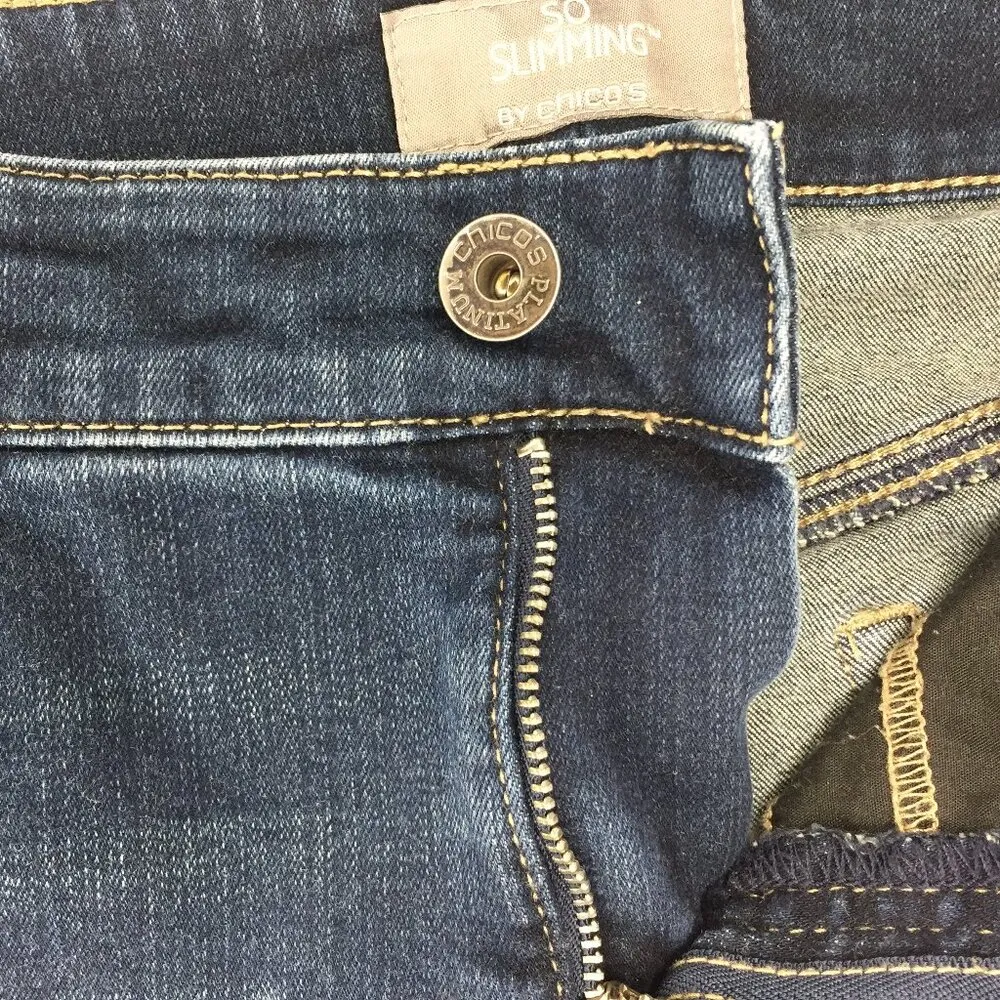 SO Slimming by Chico's Cropped Jeans Women's 0 SEE CHART Blue Dark Wash Mid-Rise - Image 3