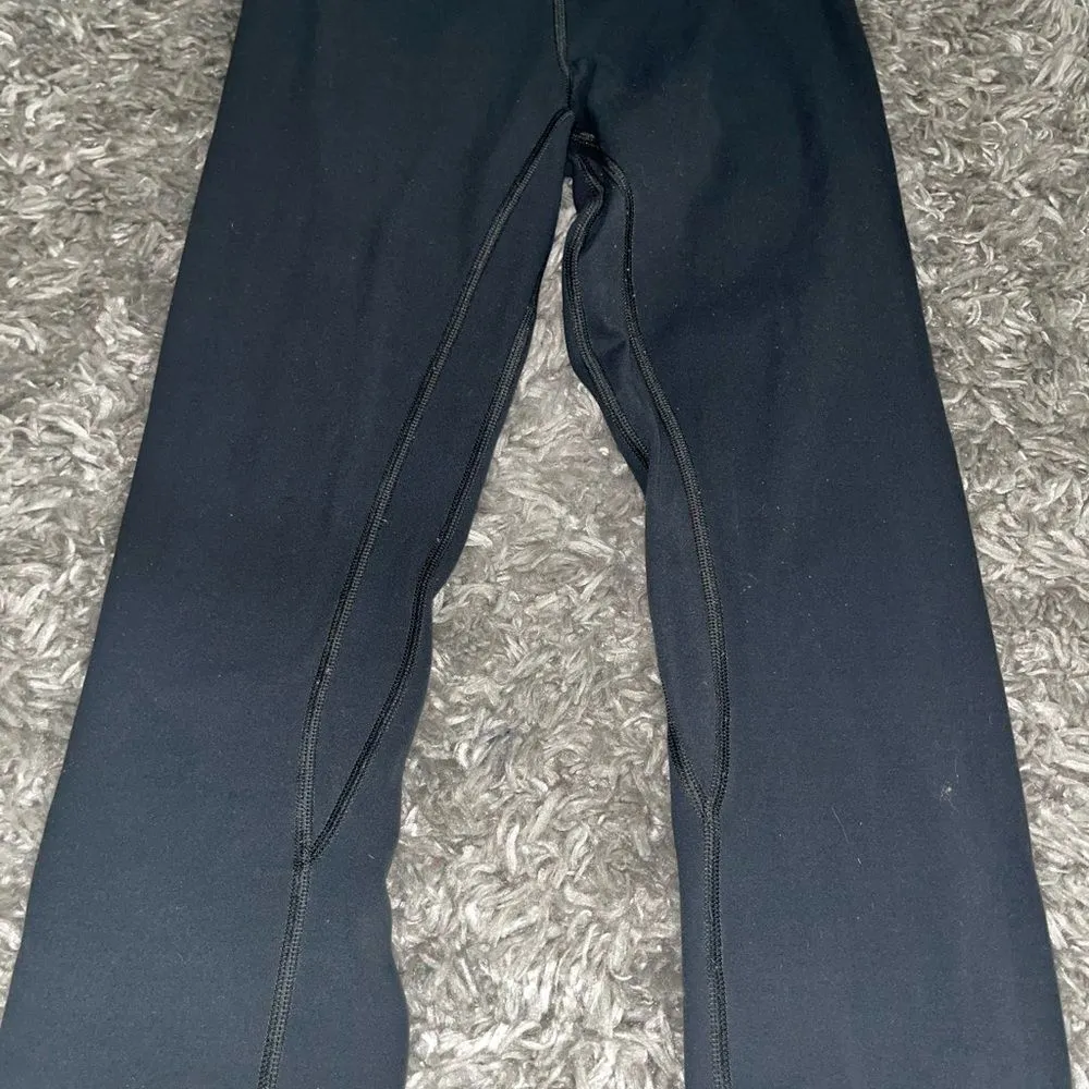 Lululemon align 21” graphite grey leggings size 4 - Image 2
