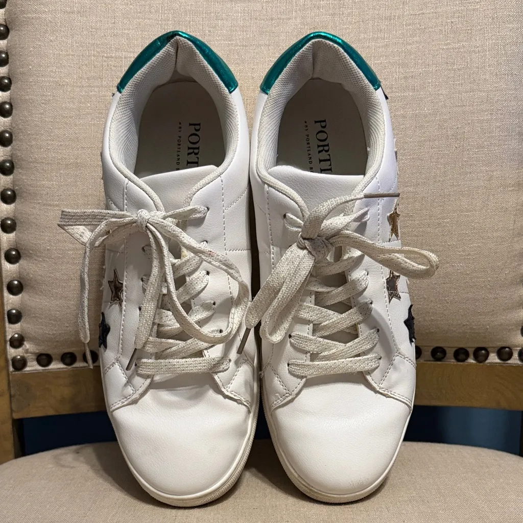 Portland by Portland Boot Co. Women’s White Sneakers with Star Applicays, Sz 11 - Image 12