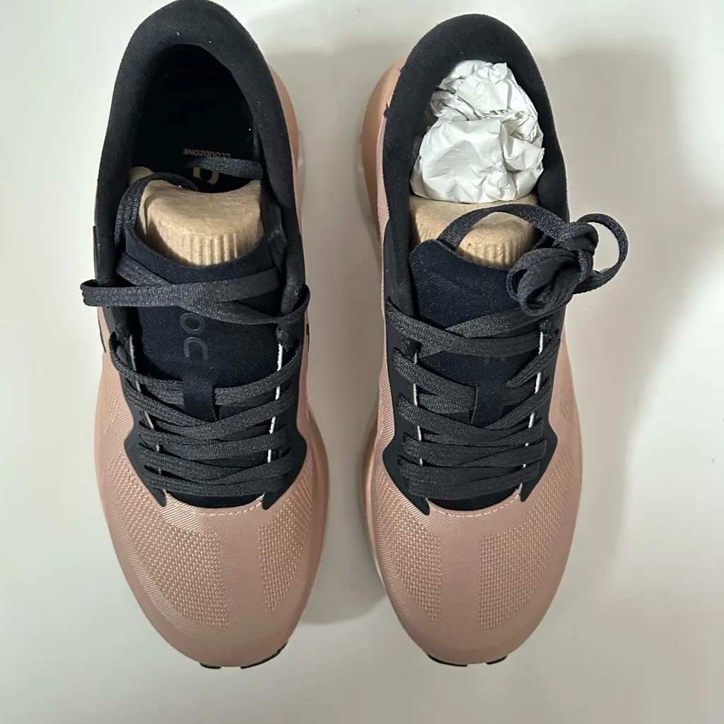 On cloud womens running cloud zone sneakers rosebrown/black sz 6 NIB - Image 3