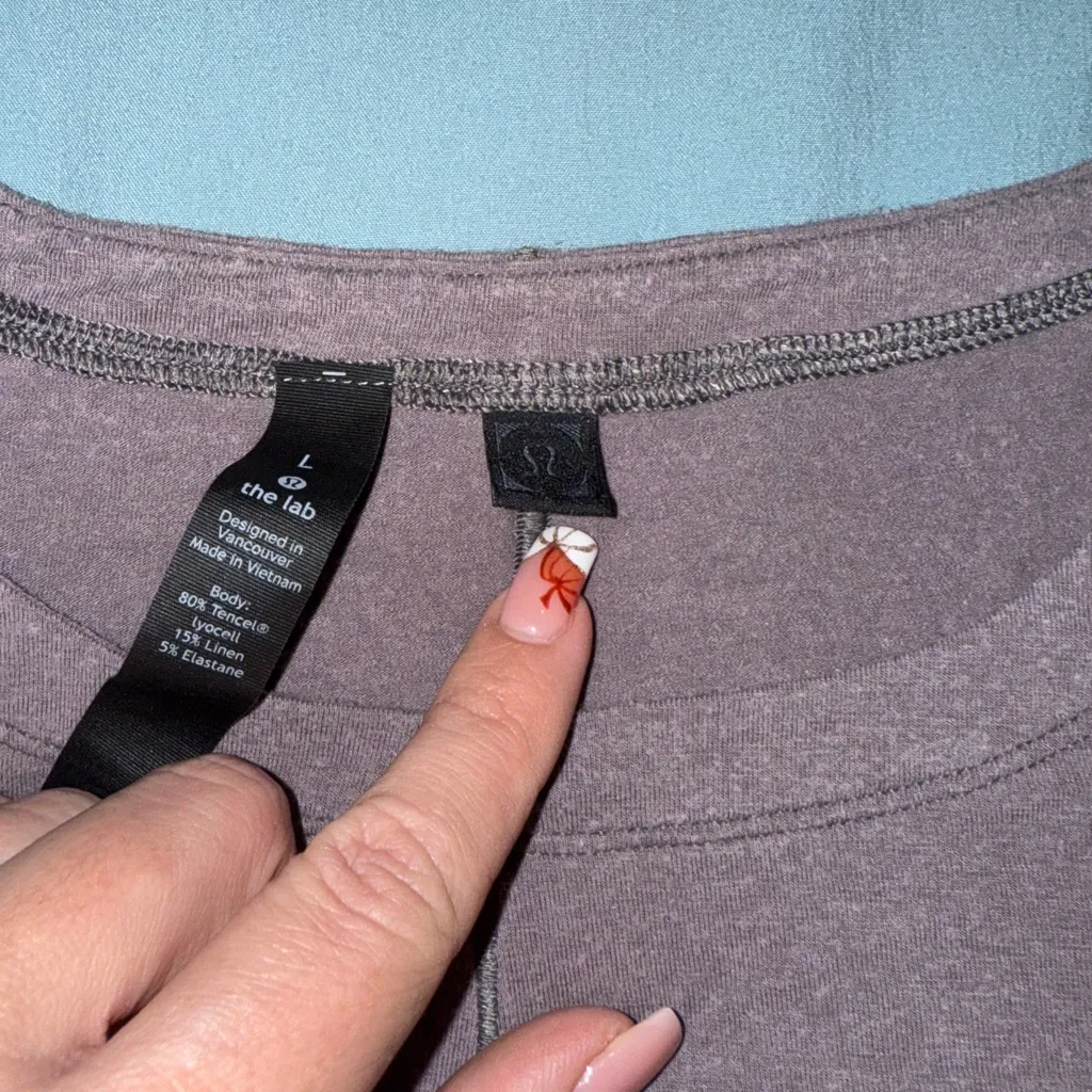 Lululemon Esker Cropped Tank *lab Lunar Rock
Large - Image 5