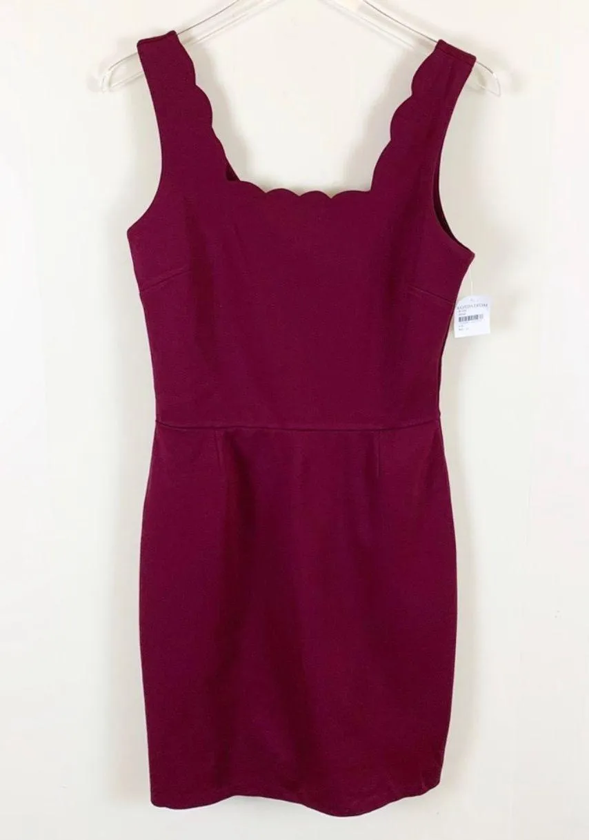 Love…Ady Large Burgundy Scallop Trim Sheath Dress - Image 3