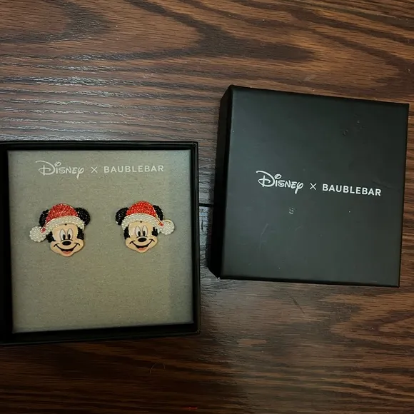 Disney BaubleBar Mickey Mouse Santa stud earrings - Image 2