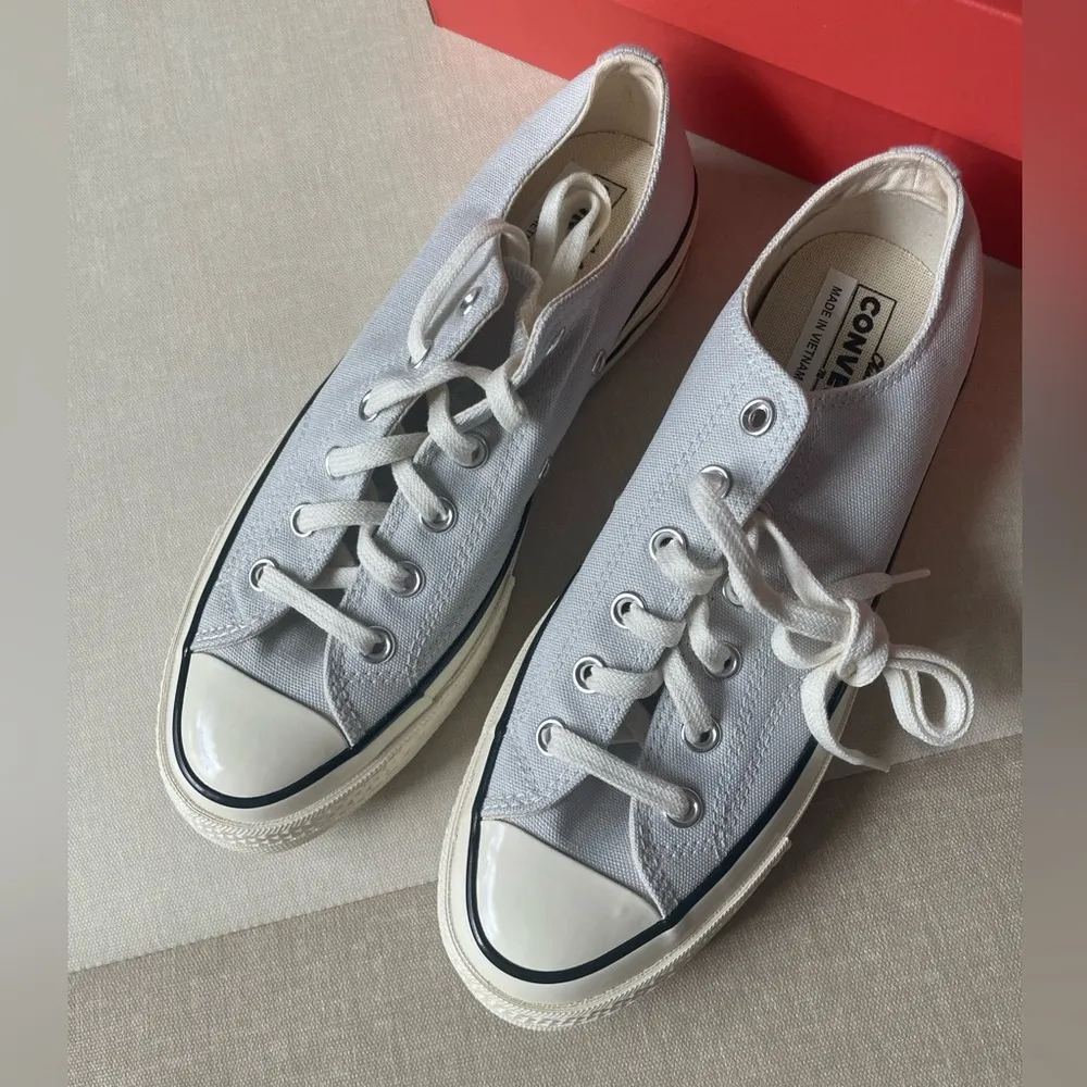 Converse Chuck 70 Low Top Sneaker - Image 2