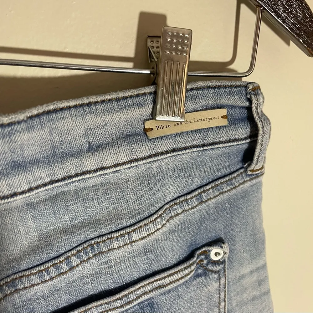 Anthropologie  Pilcro Slim Boyfriend Shorts - Image 8