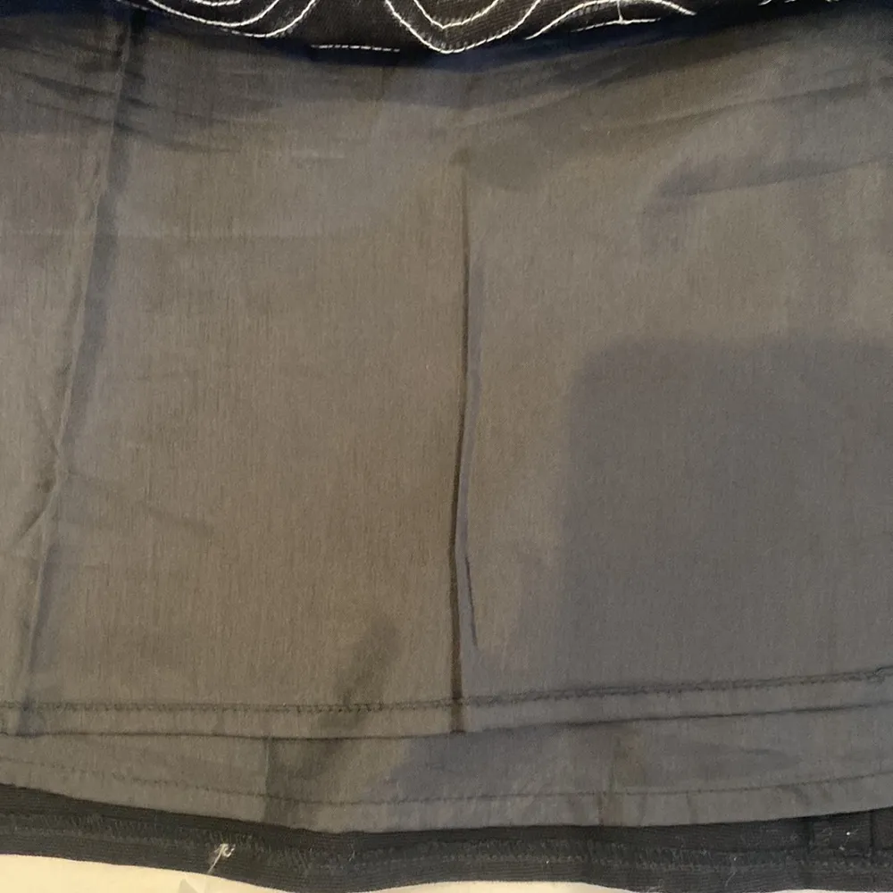 Talbots Petites Black w/Cream Embroidered Flowers A-Line Midi Skirt EUC Sz 14P - Image 11