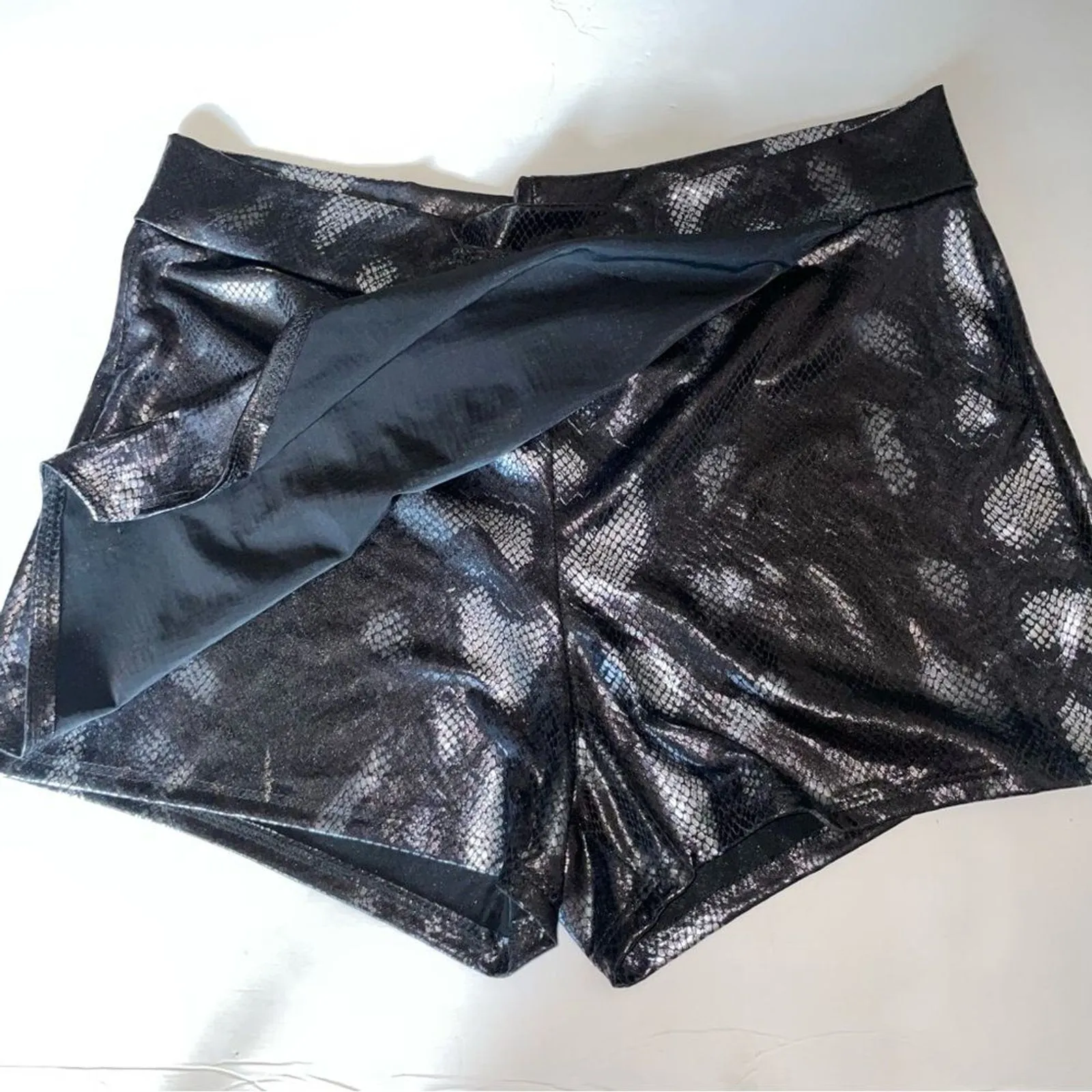 Cheryl Creations faux envelope skort black silver SZ Large NWT mini skirt - Image 5