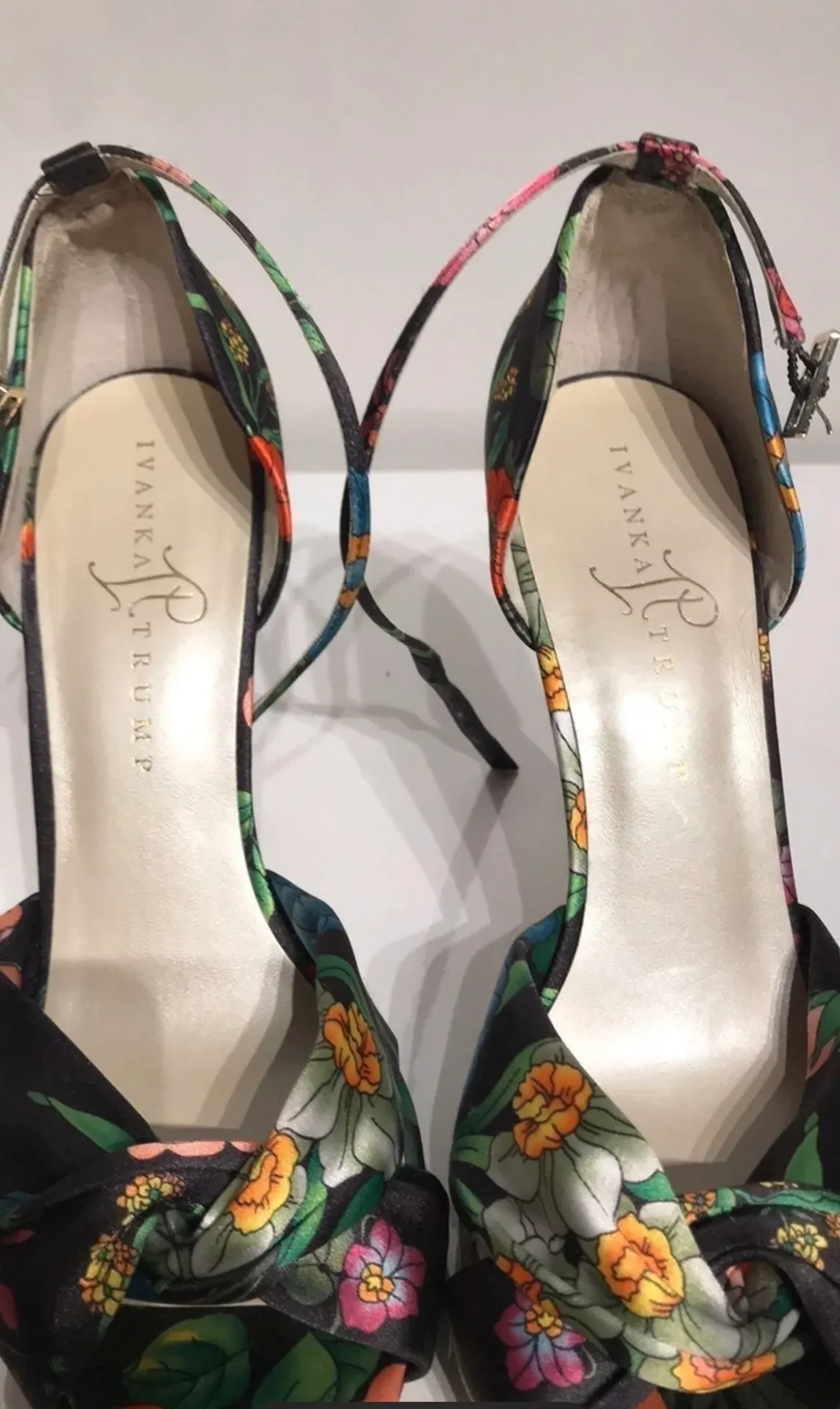 Floral Print Satin Straps Crisscross Leather Green Pumps Stilettos D’orsay Sandals - Image 6