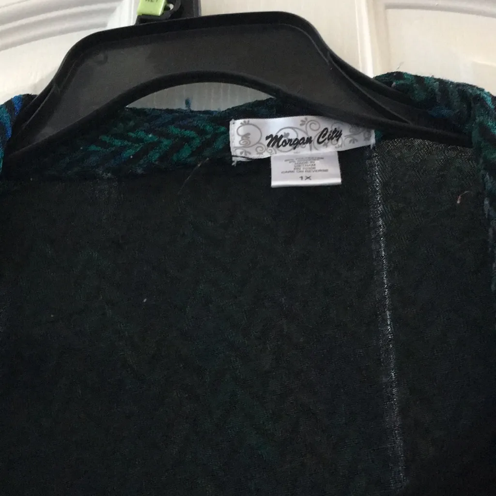 FINAL MARKDOWN Ladies Morgan city top 1x - Image 3