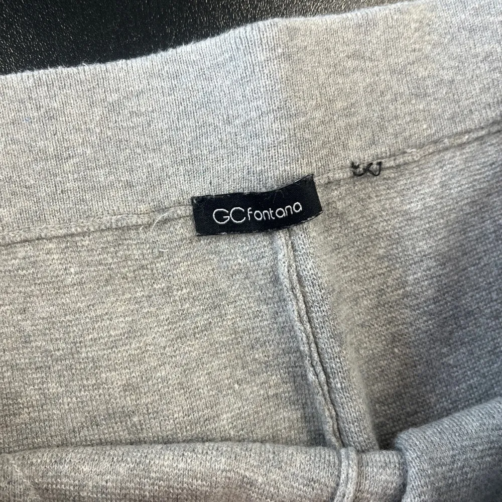 GC Fontana Cashmere Silk Wool Blend Wide Leg Pull On Cropped Knit Pants Gray - Image 4