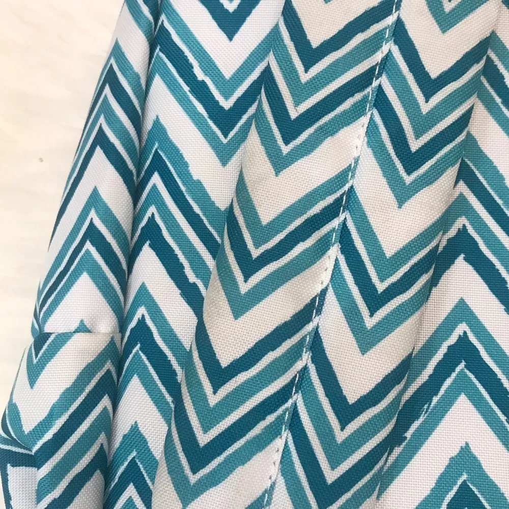 Columbia Sportswear Varsity Day Backpack turquoise and pink chevron - Image 6