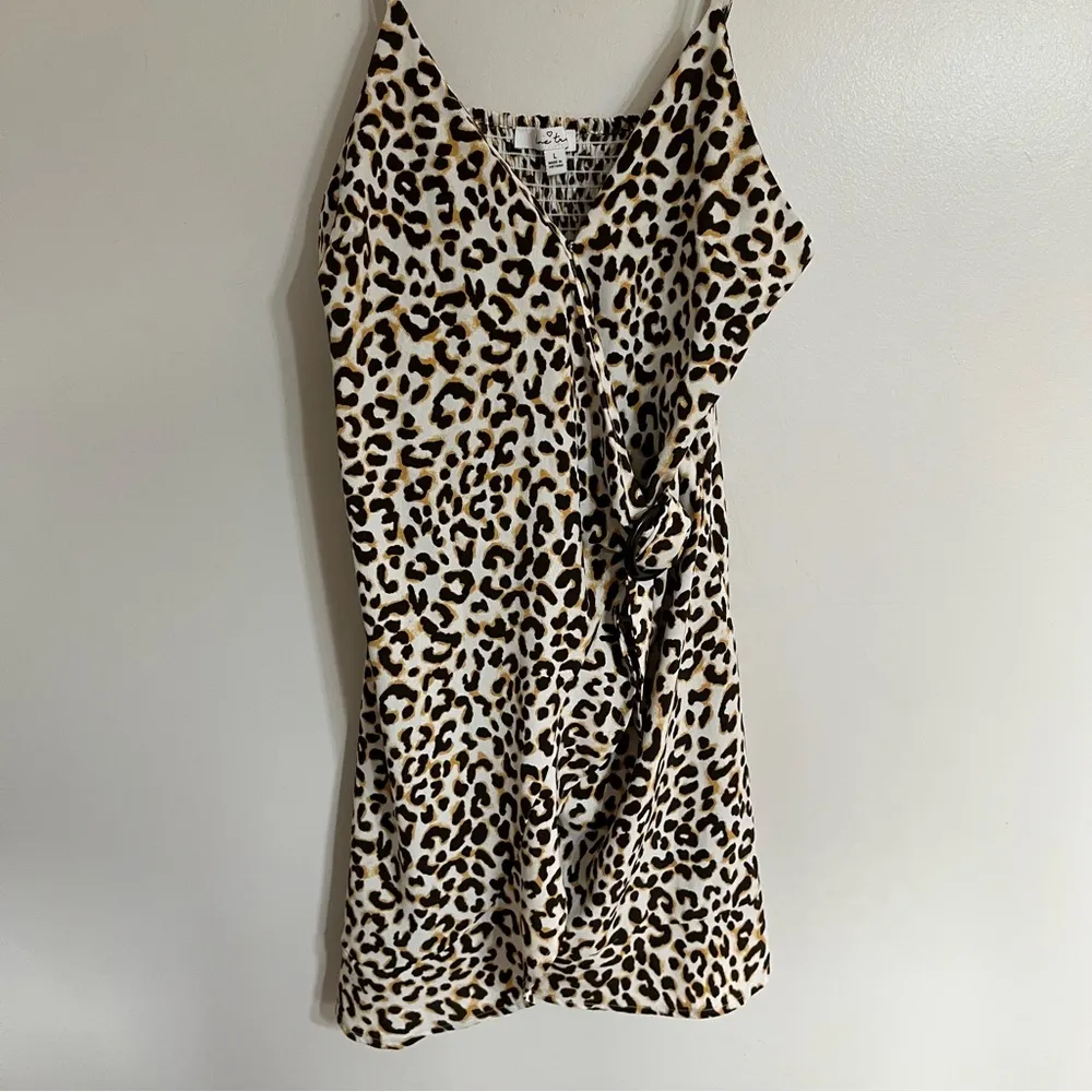 Women’s Love Tree Leopard‎ Print Strappy Sleeve  Summer Slip Dress Size Large - Image 2