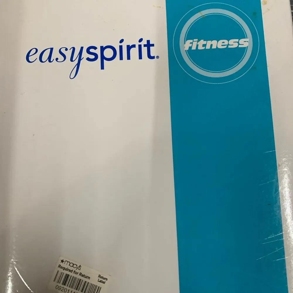 Easy Spirit size 7 travelwind brown taupe suede slip-ons - Image 6