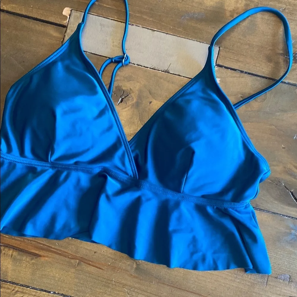 Blue Ruffled‎ Bikini Top cup support ruffle hem bikini top teal blue size M Size M - Image 3