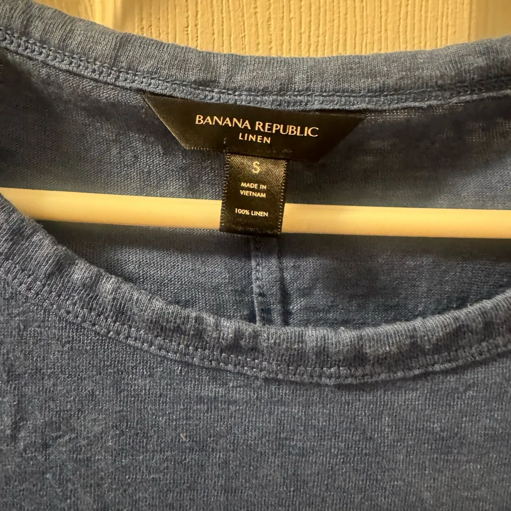 Banana Republic Blue Tank Top - Image 3