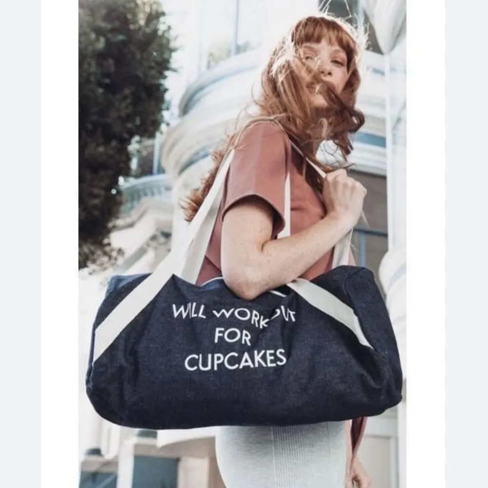 "Will Workout For Cupcakes" Private Party Gym Bag - Image 3